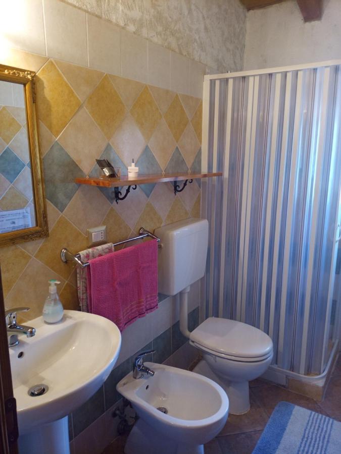 Appartamento Il Salice Casa Minnina Dış mekan fotoğraf