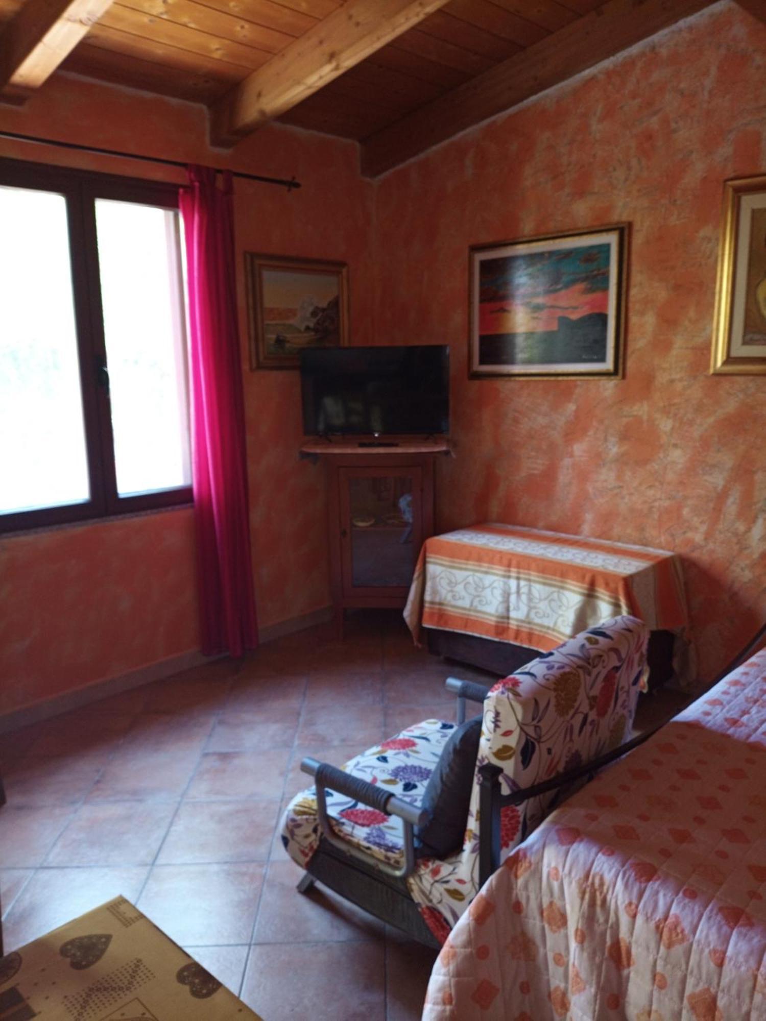 Appartamento Il Salice Casa Minnina Dış mekan fotoğraf
