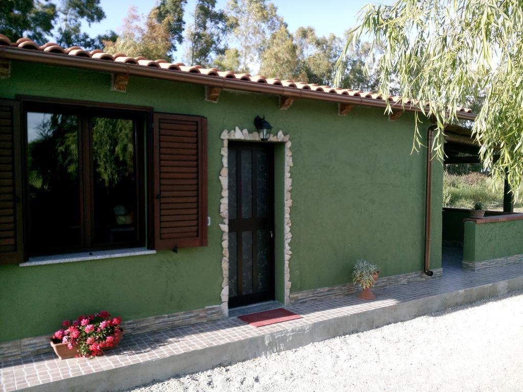 Appartamento Il Salice Casa Minnina Dış mekan fotoğraf