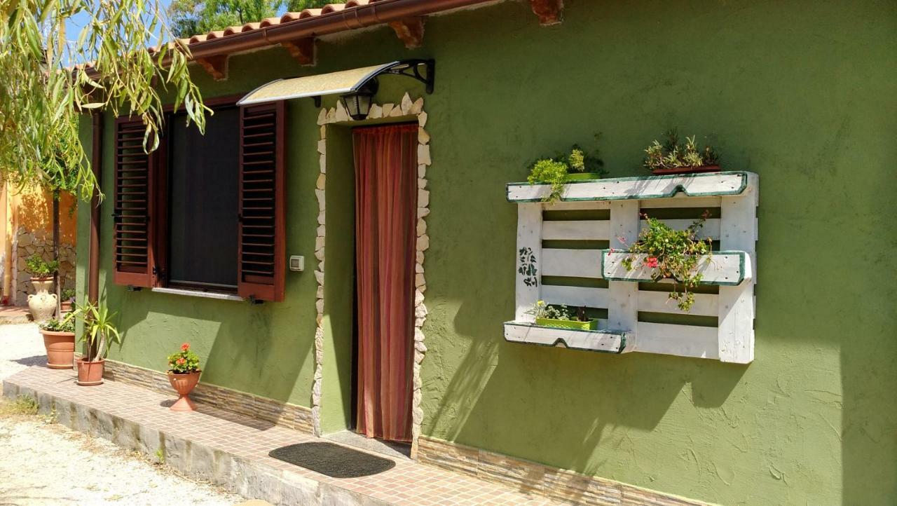 Appartamento Il Salice Casa Minnina Dış mekan fotoğraf